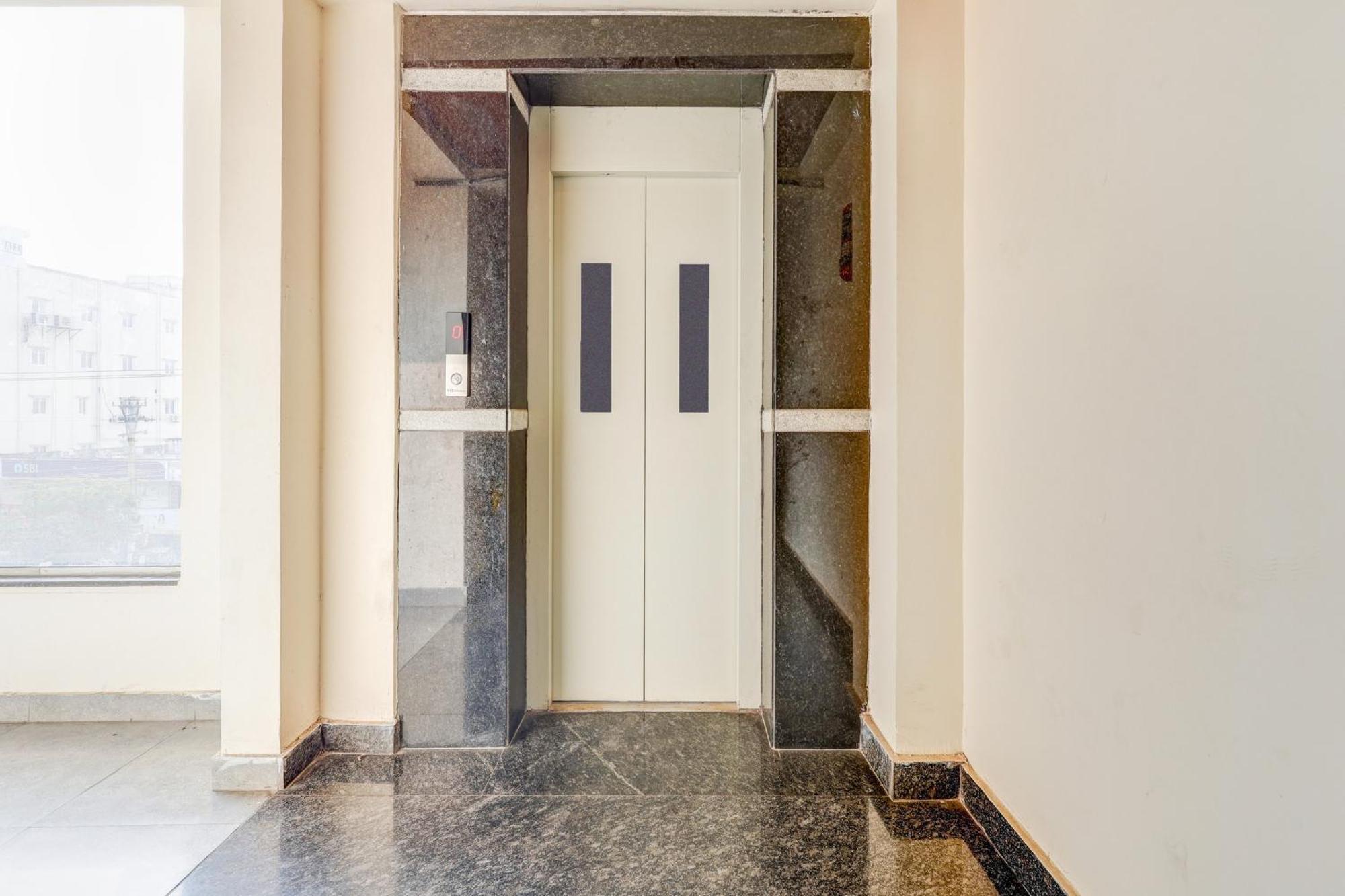 Hotel Townhouse Pendurthi Visakhapatnam Sabbavaram Exterior foto