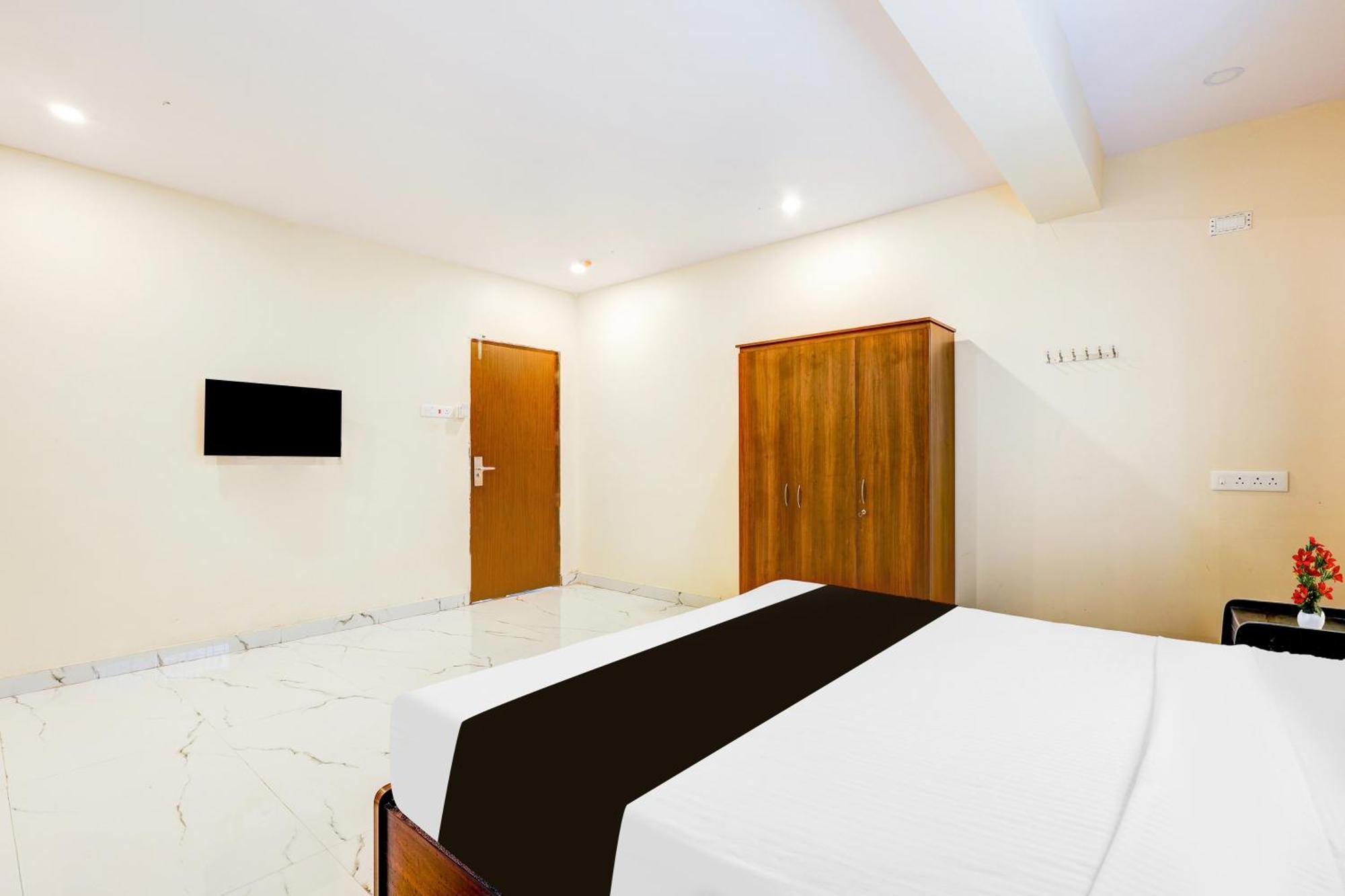 Hotel Townhouse Pendurthi Visakhapatnam Sabbavaram Exterior foto